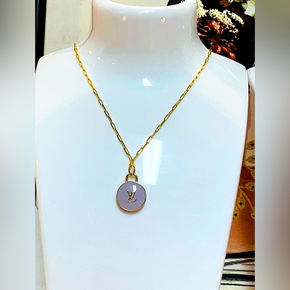 LV ZIPPER-PULL RED AND VIOLET WITH PAVOI 14K PLATED AND MARC JACOBS CUBE - Picture 3 of 12